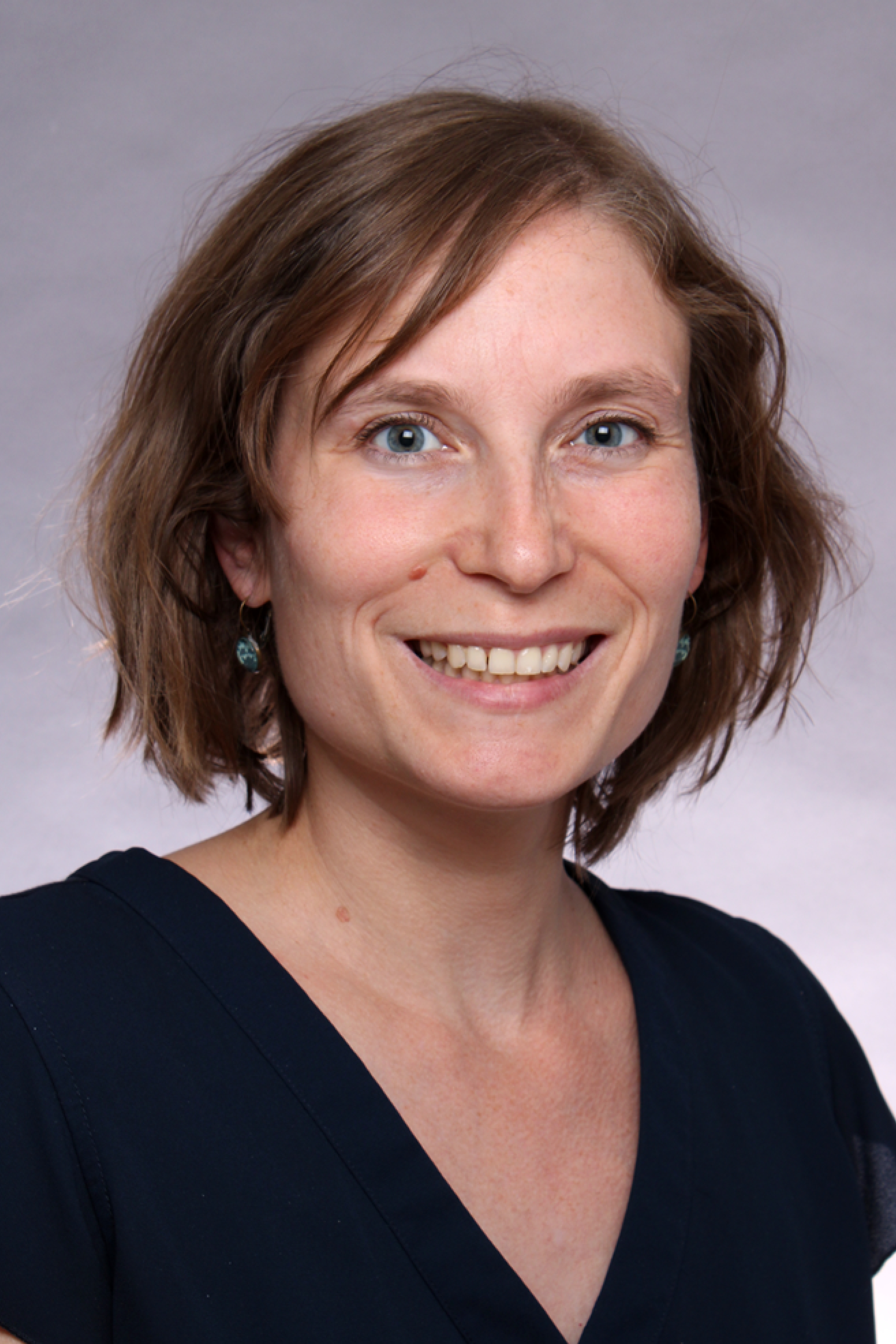Foto Angela Geck 2022.jpg